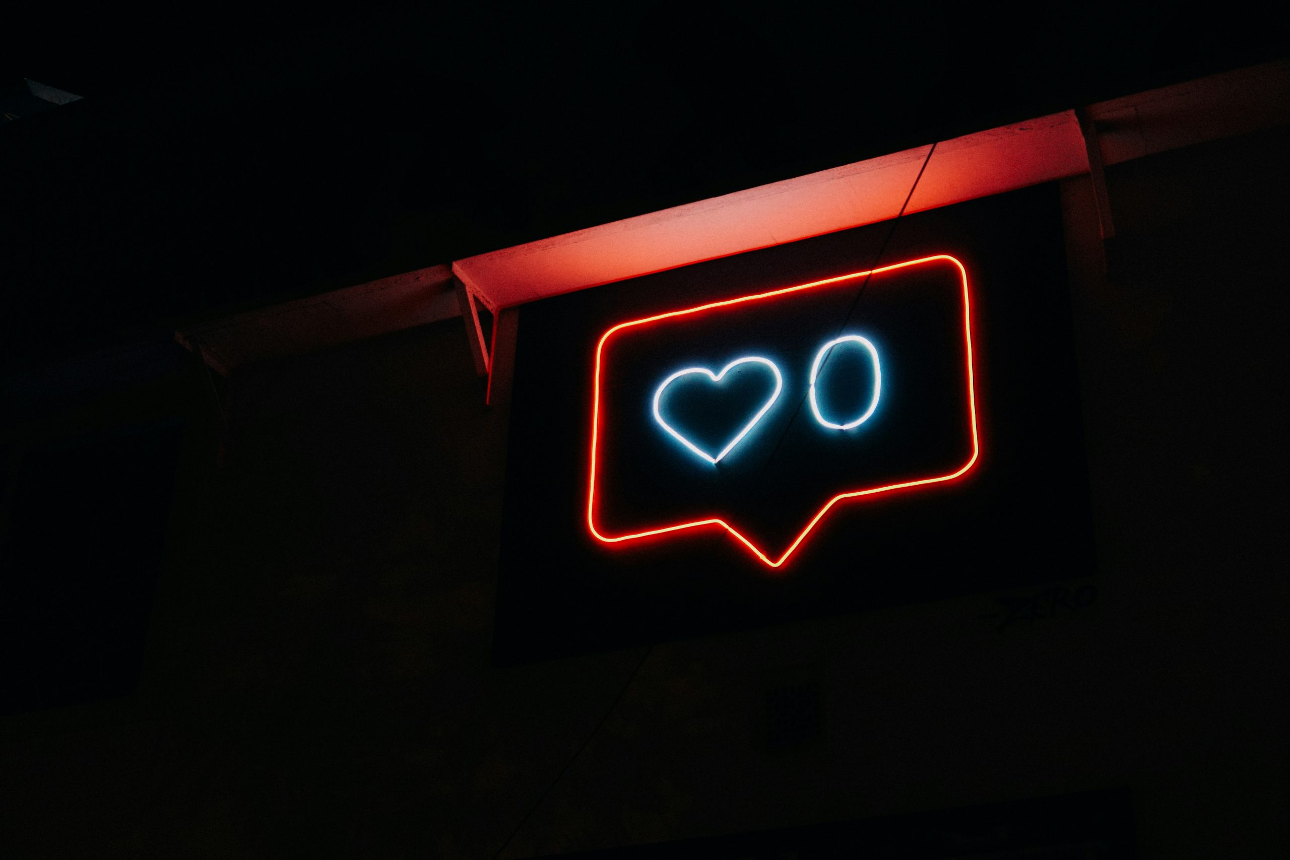 Social media marketing neon sign